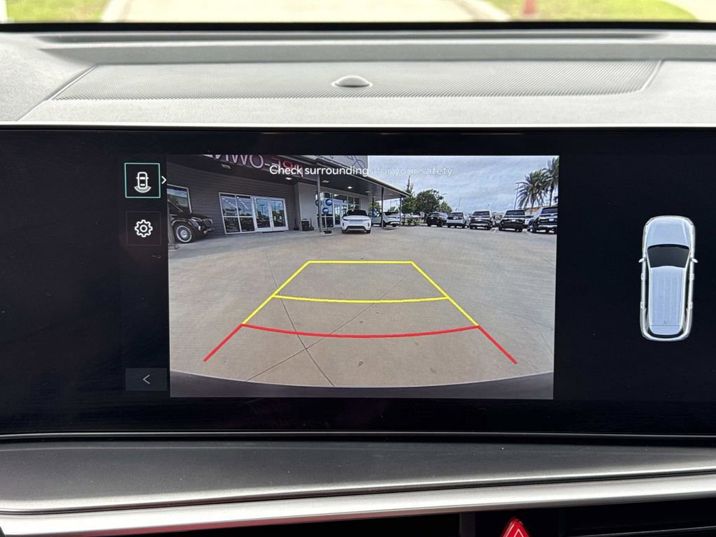 Used 2025 Kia Sorento EX w/ Panoramic Sunroof Package FWD image 27