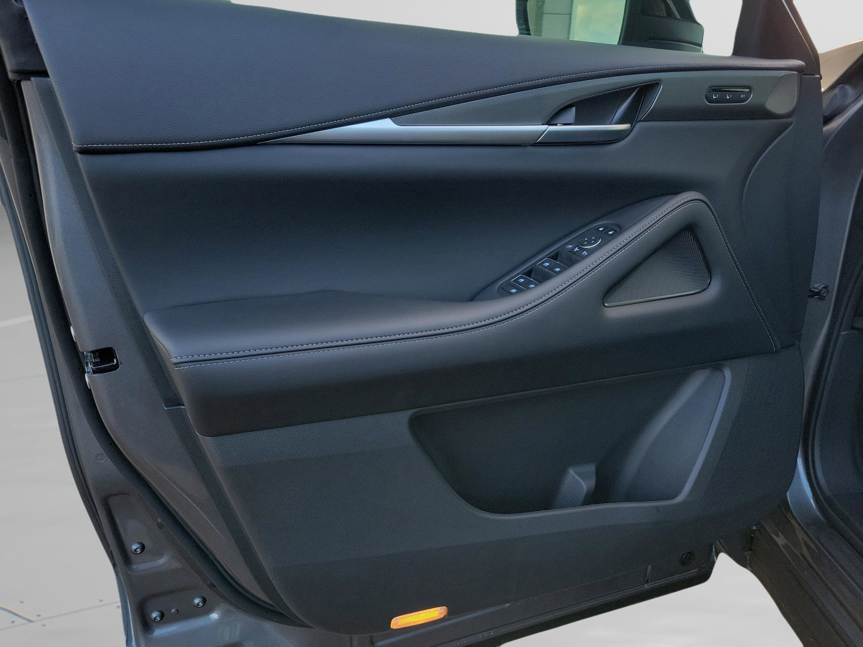 New 2026 INFINITI QX60 Pure w/ Family Package image 23