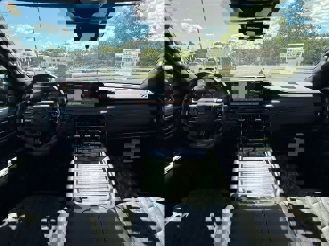 New 2025 Nissan Armada PRO-4X image 21