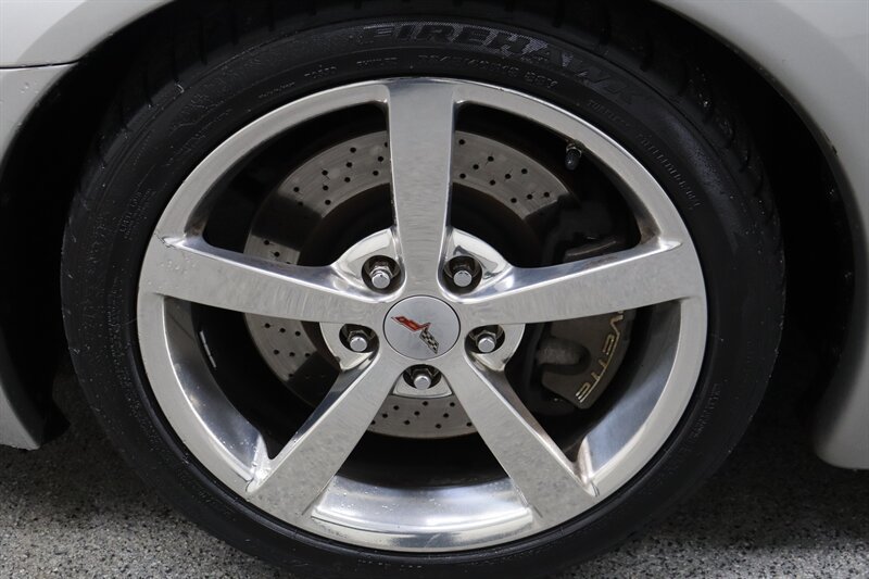 Used 2008 Chevrolet Corvette Coupe w/ Preferred Equipment Group RWD image 24