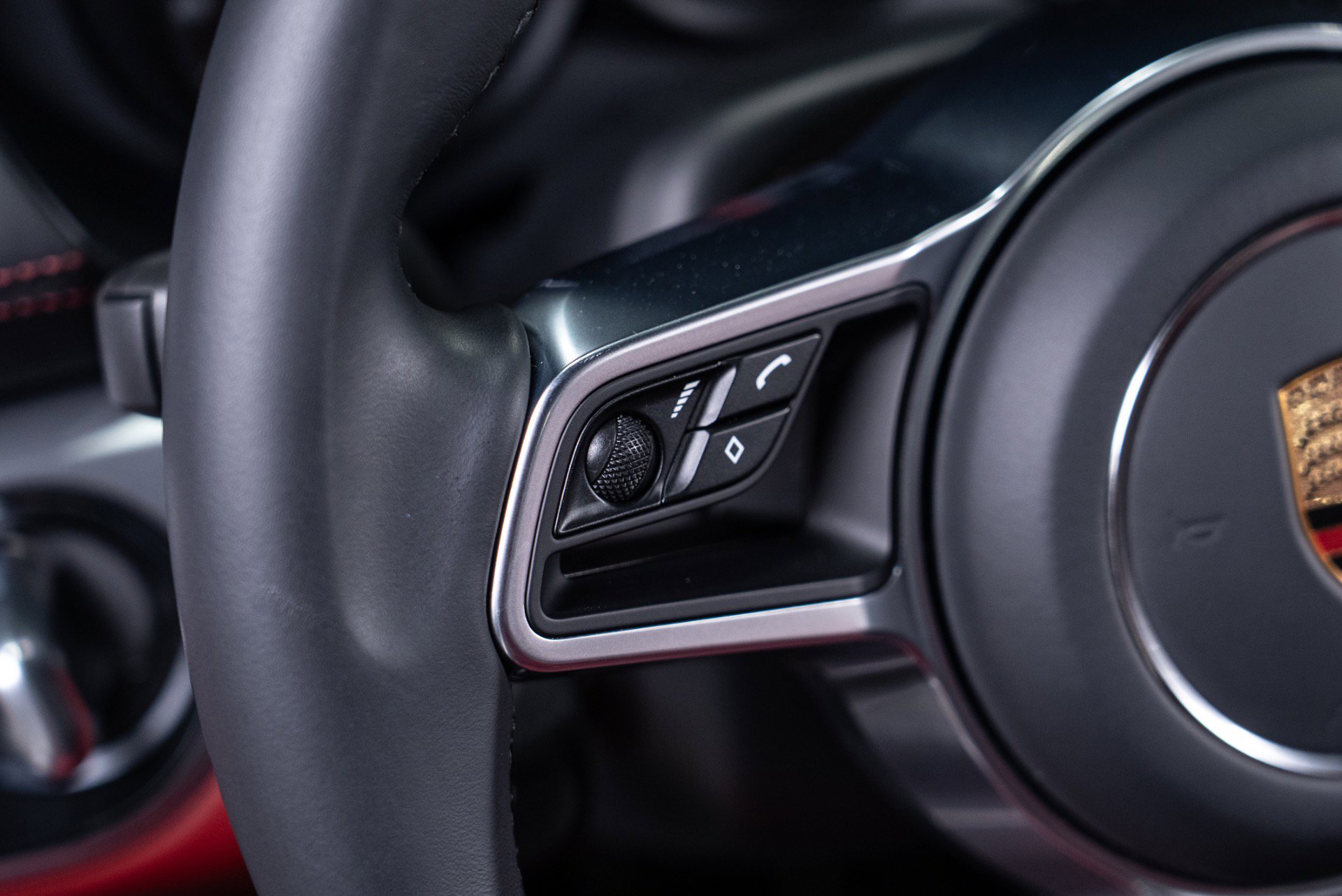 Used 2024 Porsche 718 Cayman S image 56