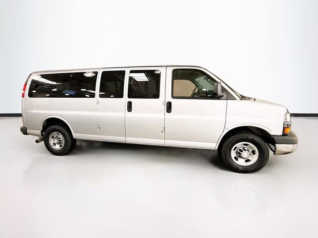 Used 2016 Chevrolet Express 3500 LT w/ LT Preferred Equipment Group image 5