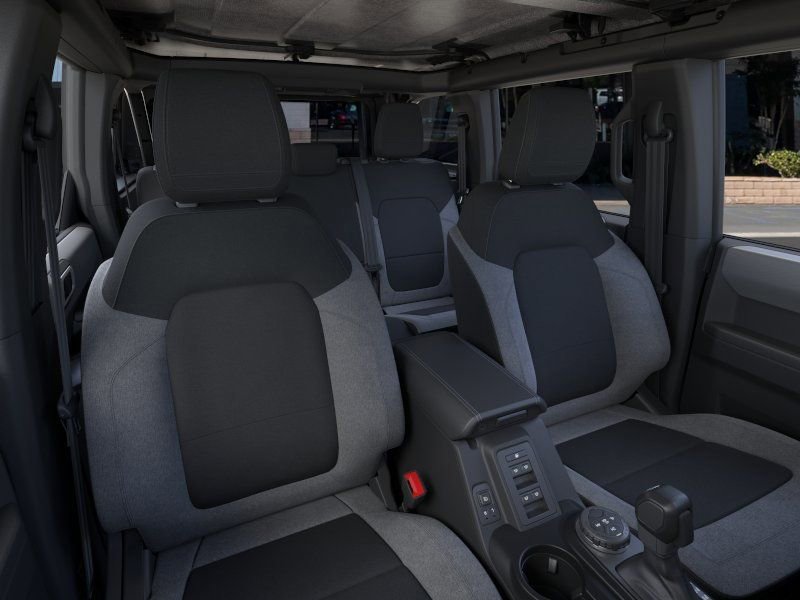 New 2025 Ford Bronco 4-Door image 10