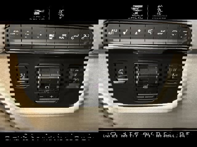 Certified 2023 Cadillac Escalade ESV Premium Luxury Platinum image 19