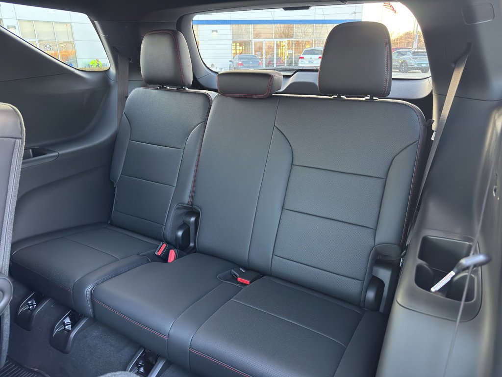 New 2026 Chevrolet Traverse RS w/ LPO, Floor Liner Package image 52