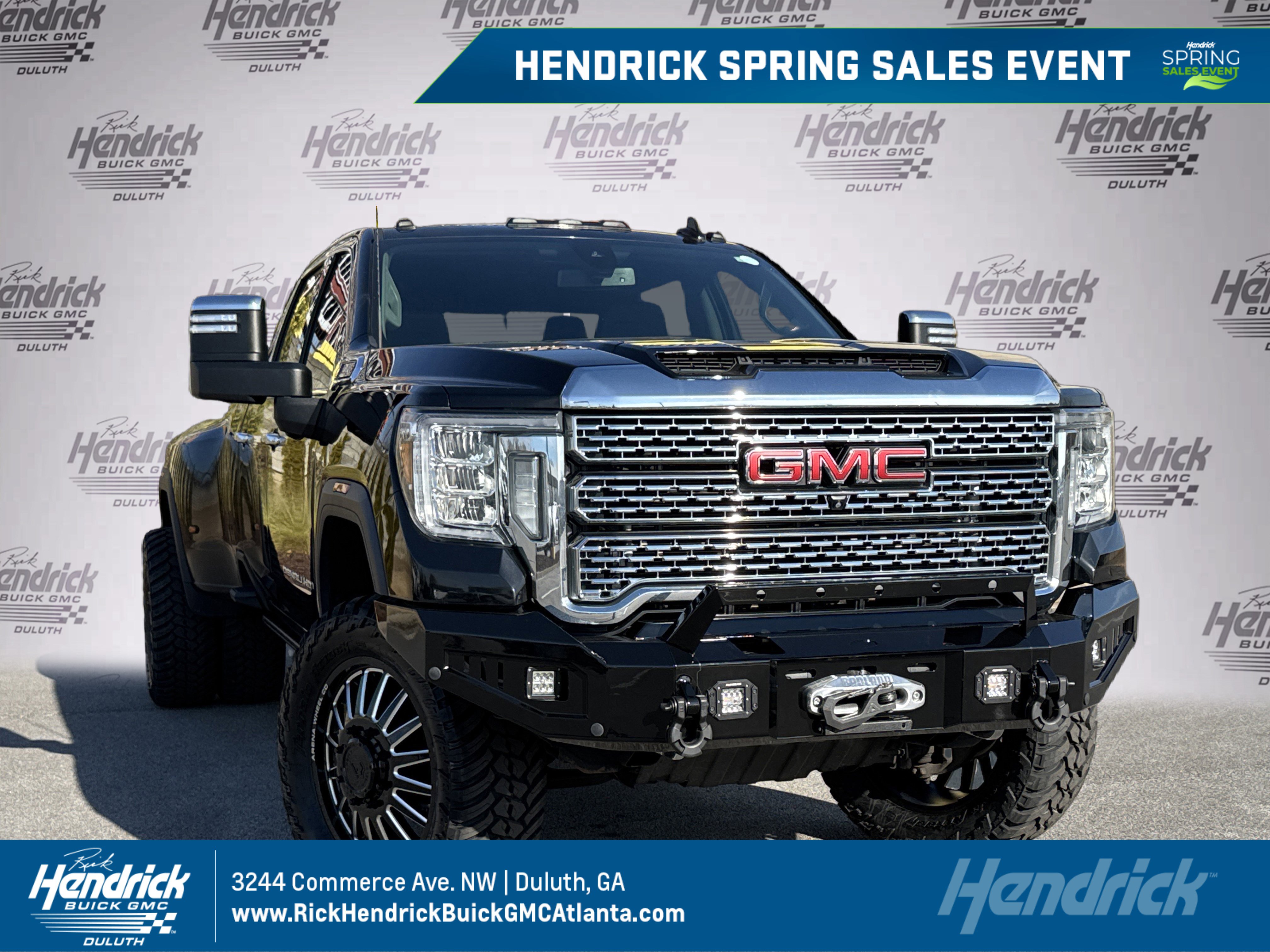 Used 2022 GMC Sierra 3500 Denali image 1