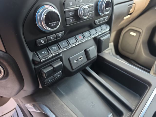 Used 2021 GMC Sierra 1500 Denali w/ Denali Ultimate Package AWD/4WD image 15