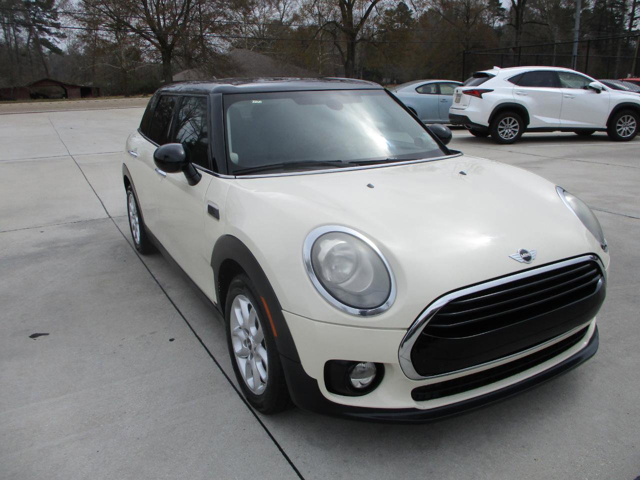 Used 2016 MINI Cooper Clubman image 10