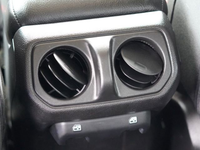 Used 2021 Jeep Gladiator Sport AWD/4WD image 31