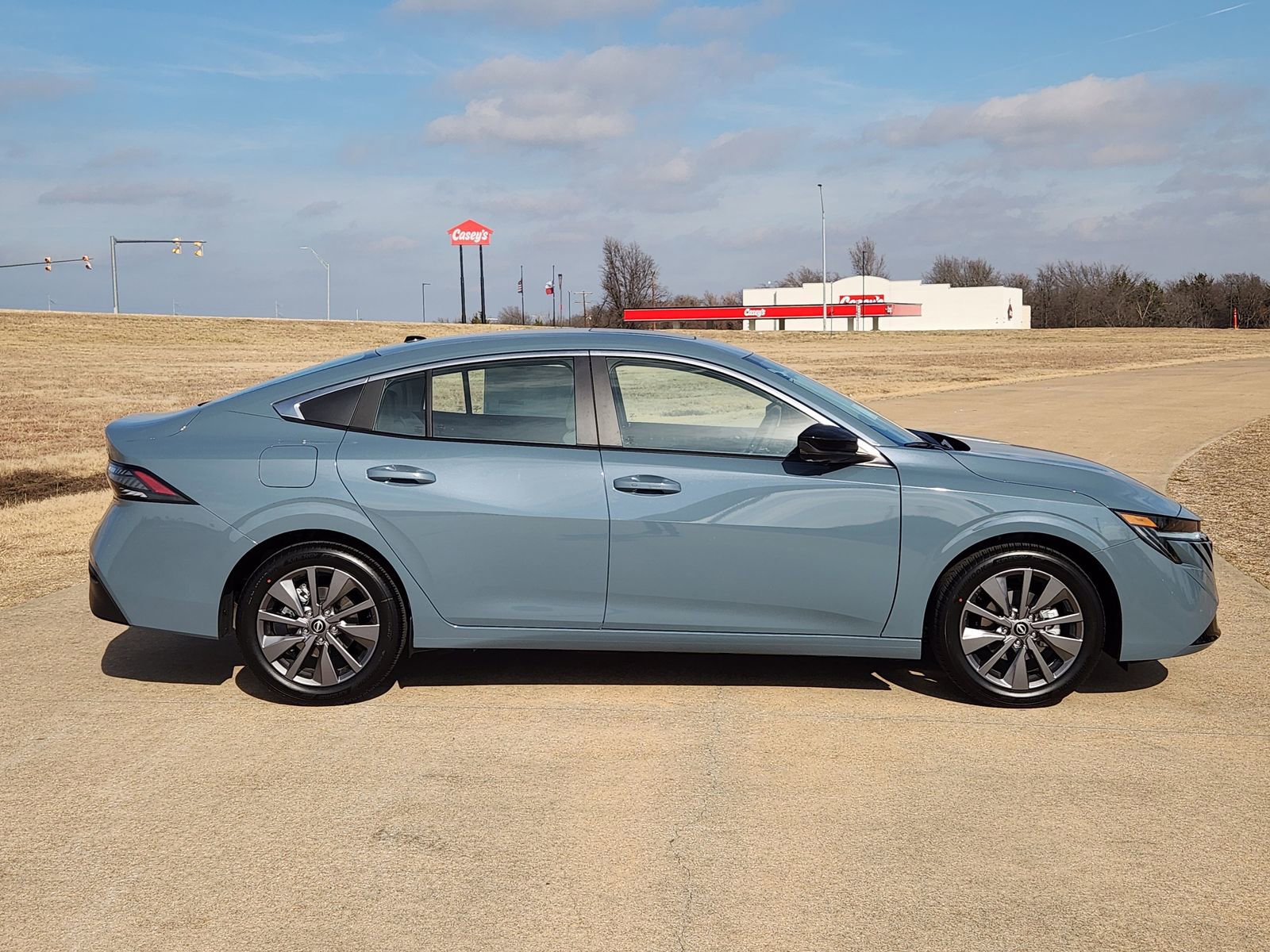 New 2026 Nissan Sentra SL w/ Floor Mat Package image 7