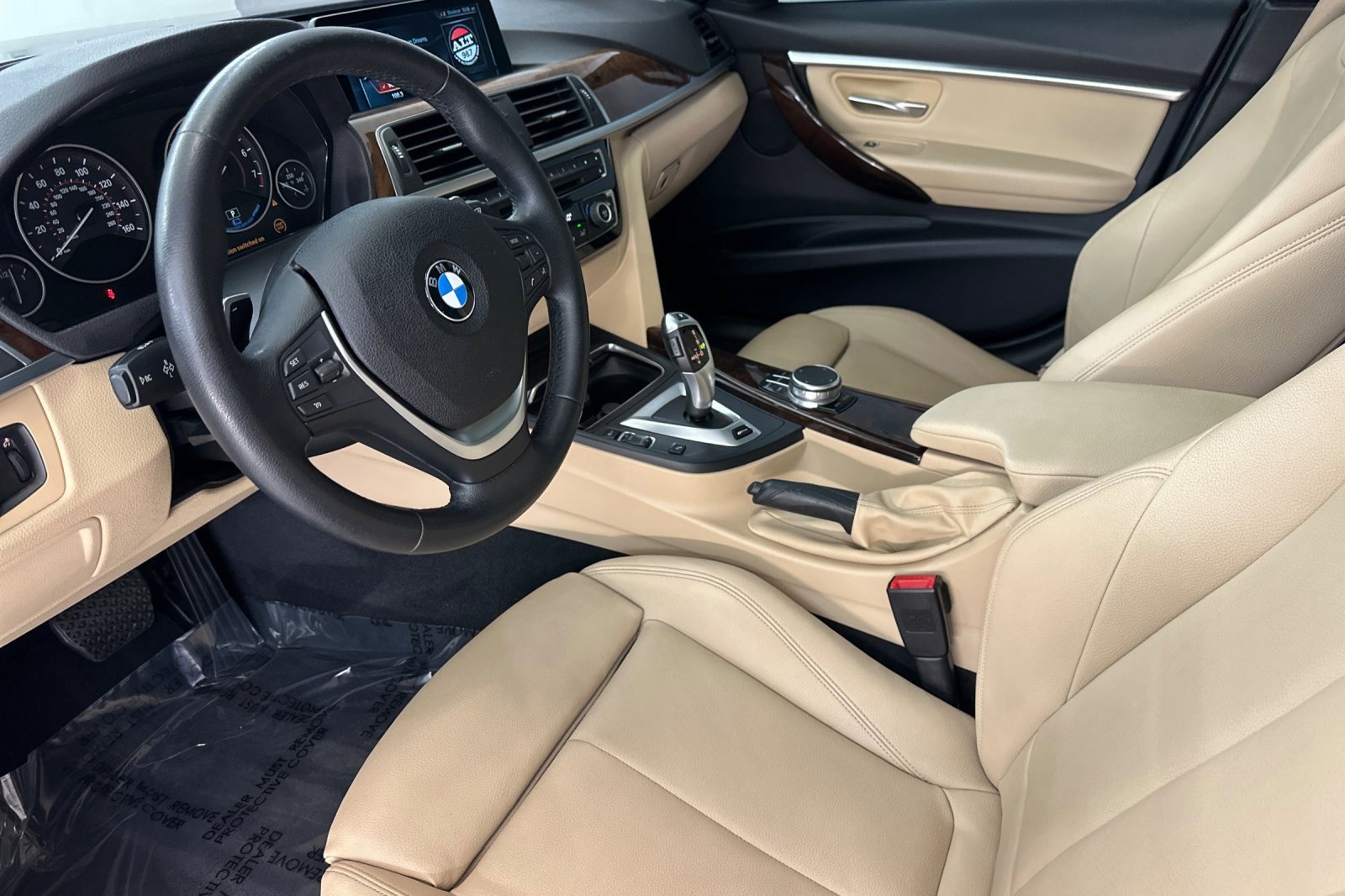 Used 2017 BMW 330e RWD image 4