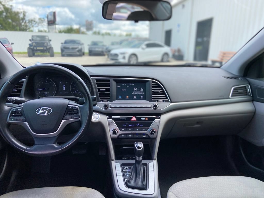 Used 2012 Hyundai Sonata Limited w/ Navigation Pkg FWD image 27