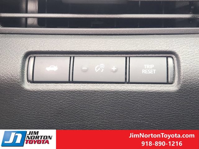 Used 2024 Nissan Altima 2.5 SR w/ SR Premium Package FWD image 23