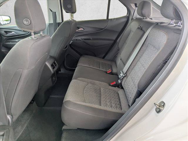 Used 2024 Chevrolet Equinox LT FWD image 17