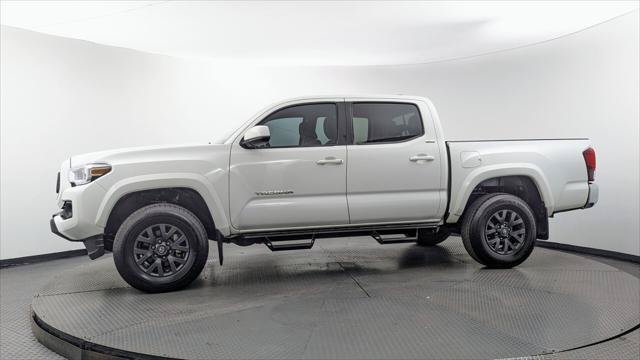 Used 2023 Toyota Tacoma SR5 RWD image 3