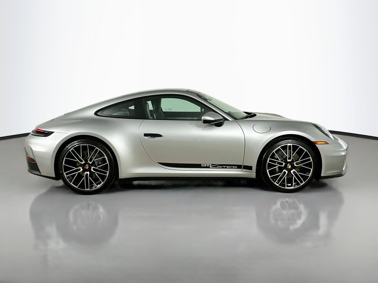 New 2026 Porsche 911 Carrera RWD image 4
