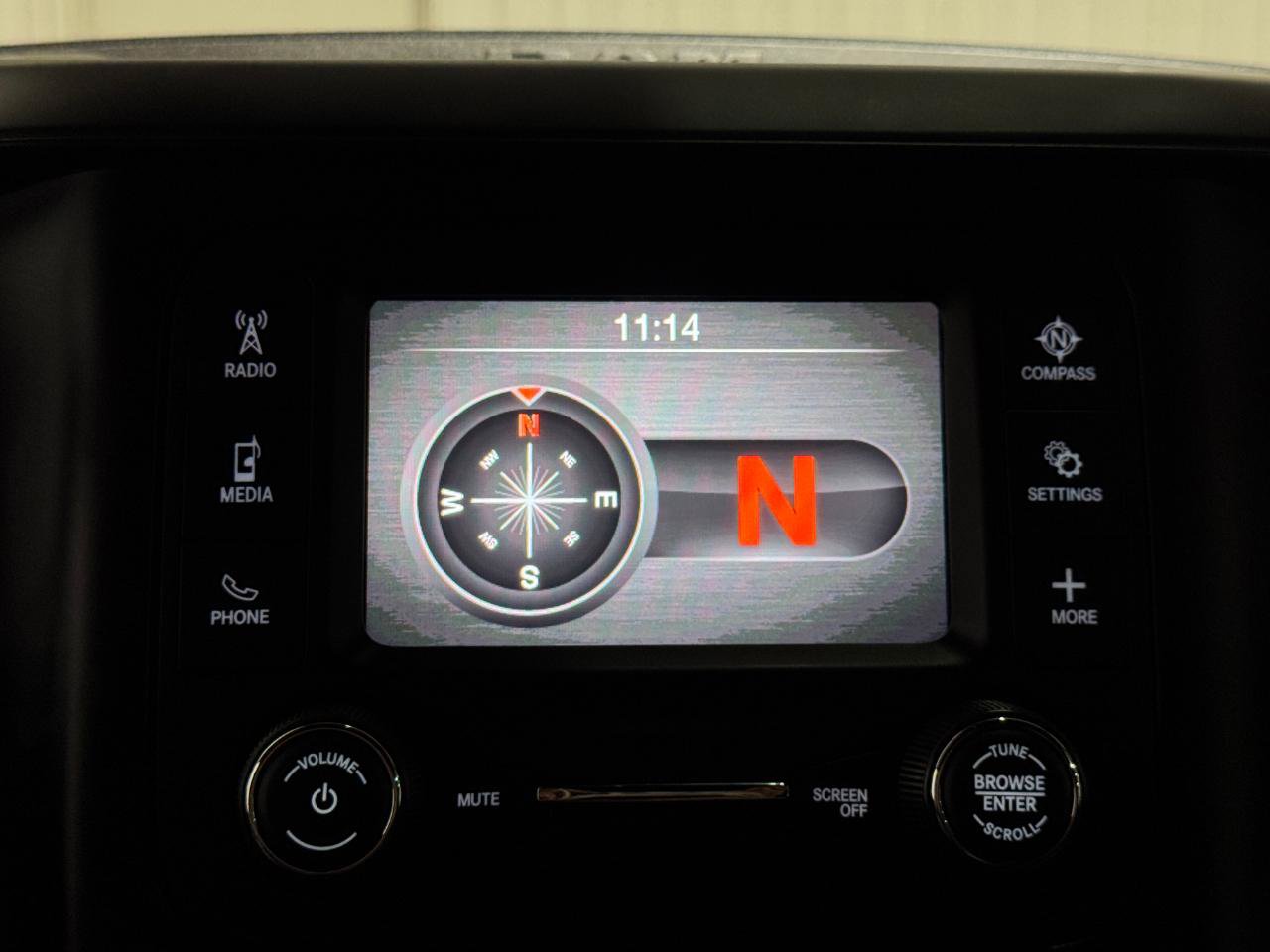Used 2022 RAM 2500 Tradesman w/ Chrome Appearance Group AWD/4WD image 35