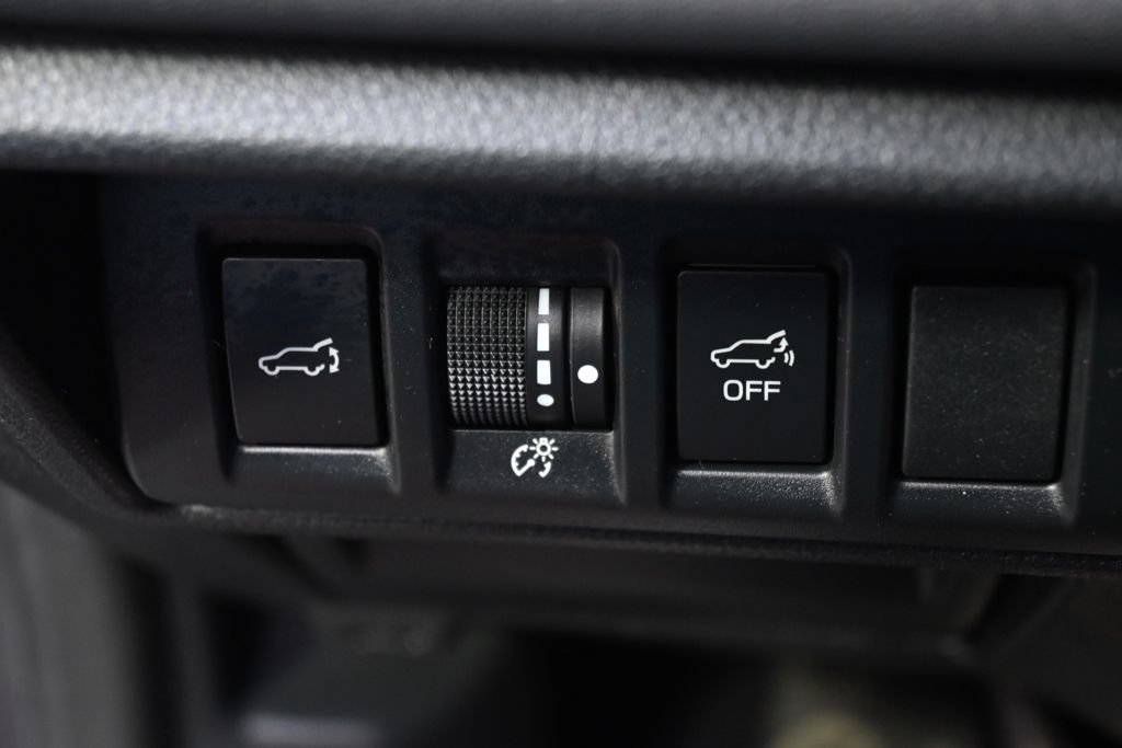 Used 2020 Subaru Outback Touring w/ Popular Package #2 AWD/4WD image 23