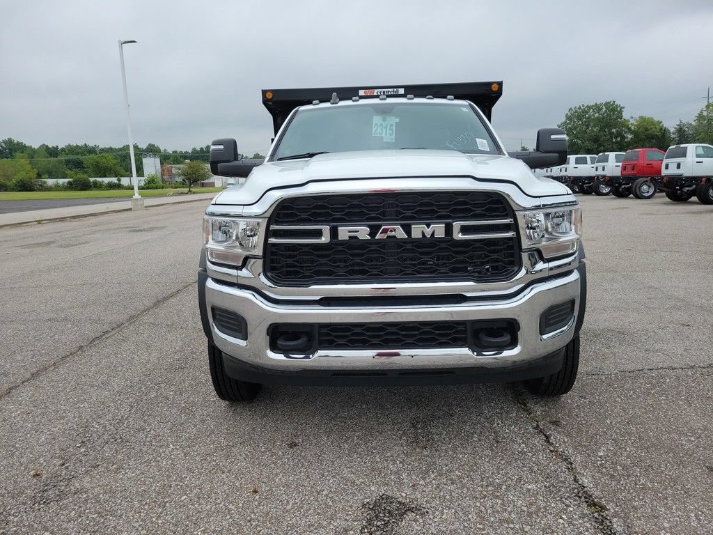 New 2024 RAM 5500 Tradesman RWD image 3