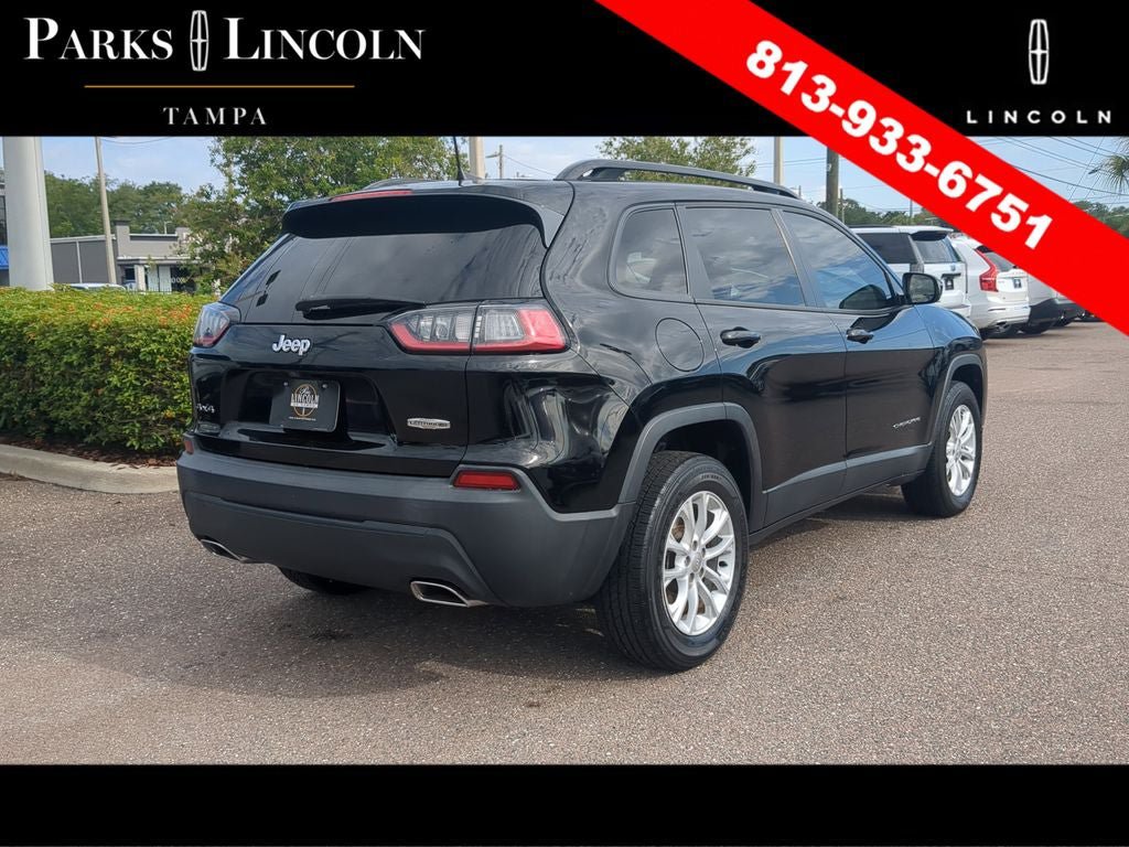 Used 2022 Jeep Cherokee Latitude Lux w/ Sun & Sound Group AWD/4WD image 4