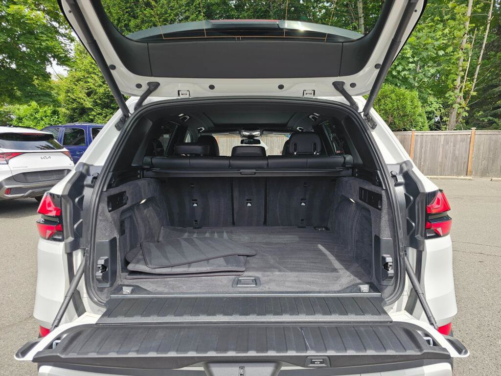 Used 2026 BMW X5 xDrive40i AWD/4WD image 17