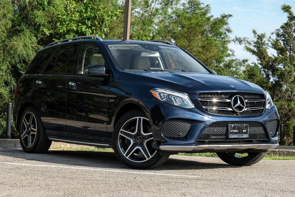 Used 2017 Mercedes-Benz GLE 43 AMG 4MATIC w/ Premium 2 Package image 4