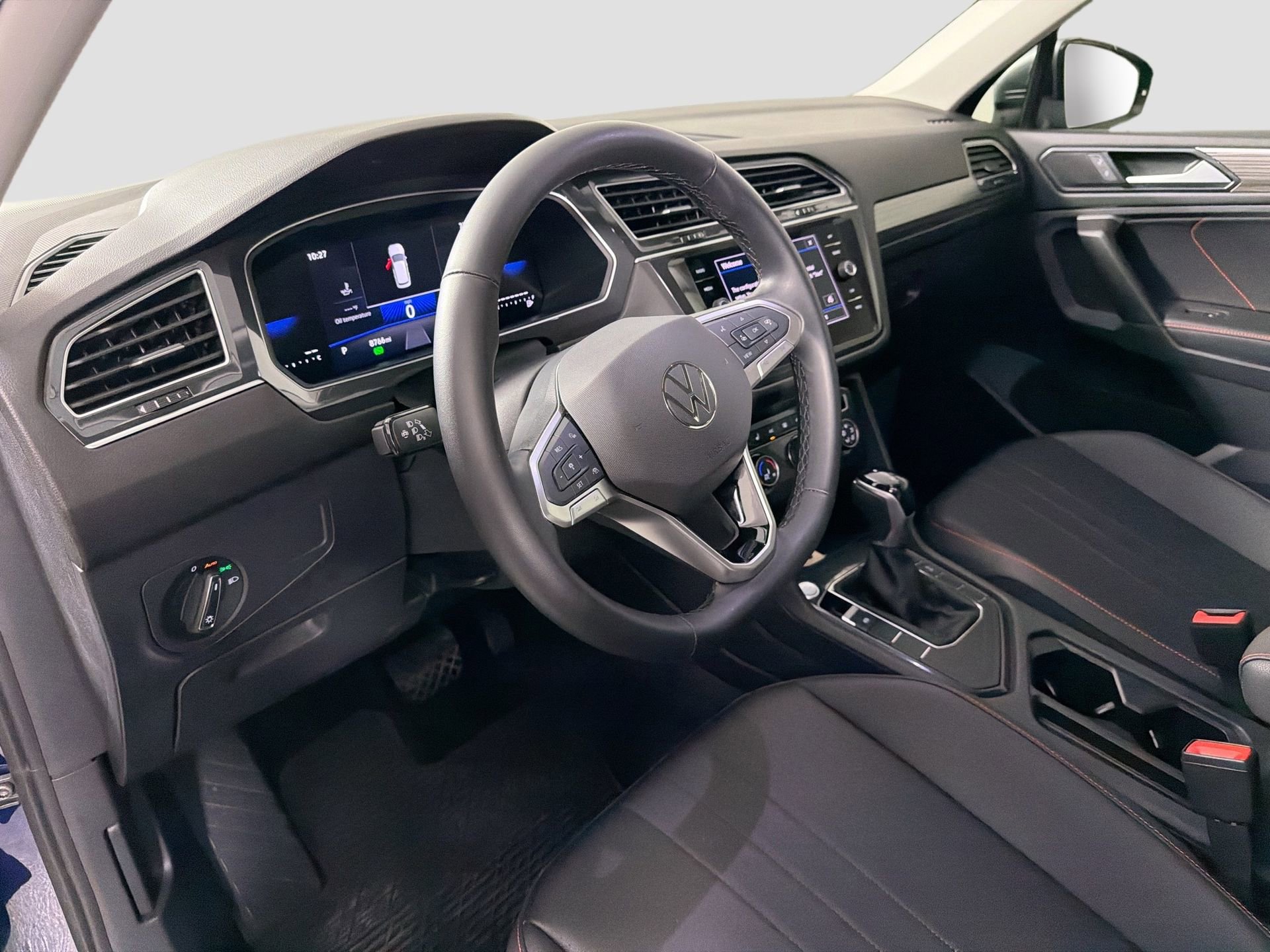 Used 2024 Volkswagen Tiguan Wolfsburg Edition image 11