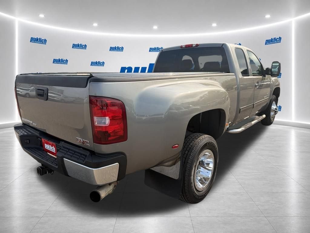 Used 2008 GMC Sierra 3500 SLT w/ EZ-Lift Tailgate Package RWD image 5