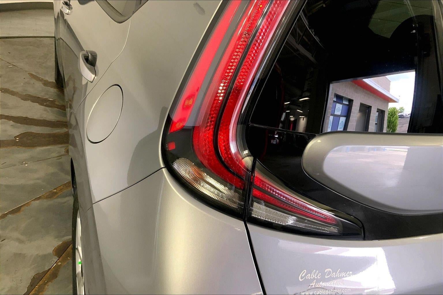 Certified 2024 Kia Soul S FWD image 27