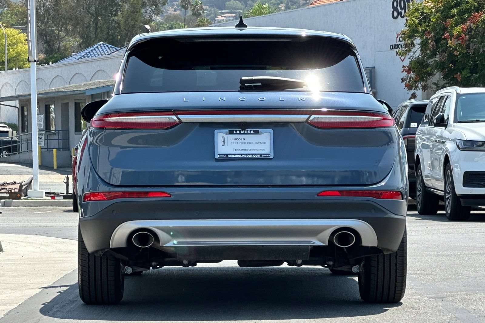 Certified 2025 Lincoln Corsair FWD image 4