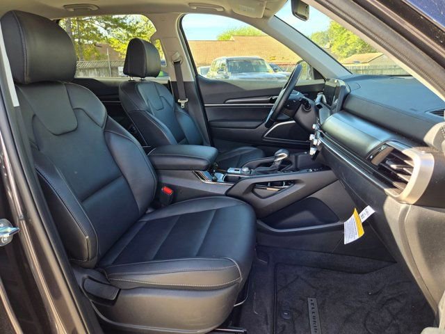 Used 2025 Kia Telluride S image 29