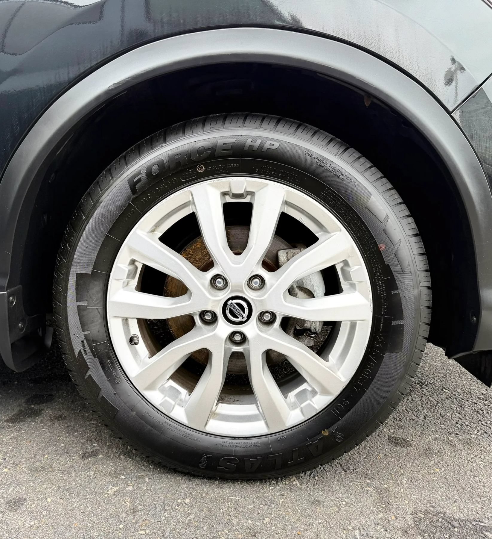 Used 2021 Nissan Rogue Sport SV AWD/4WD image 46