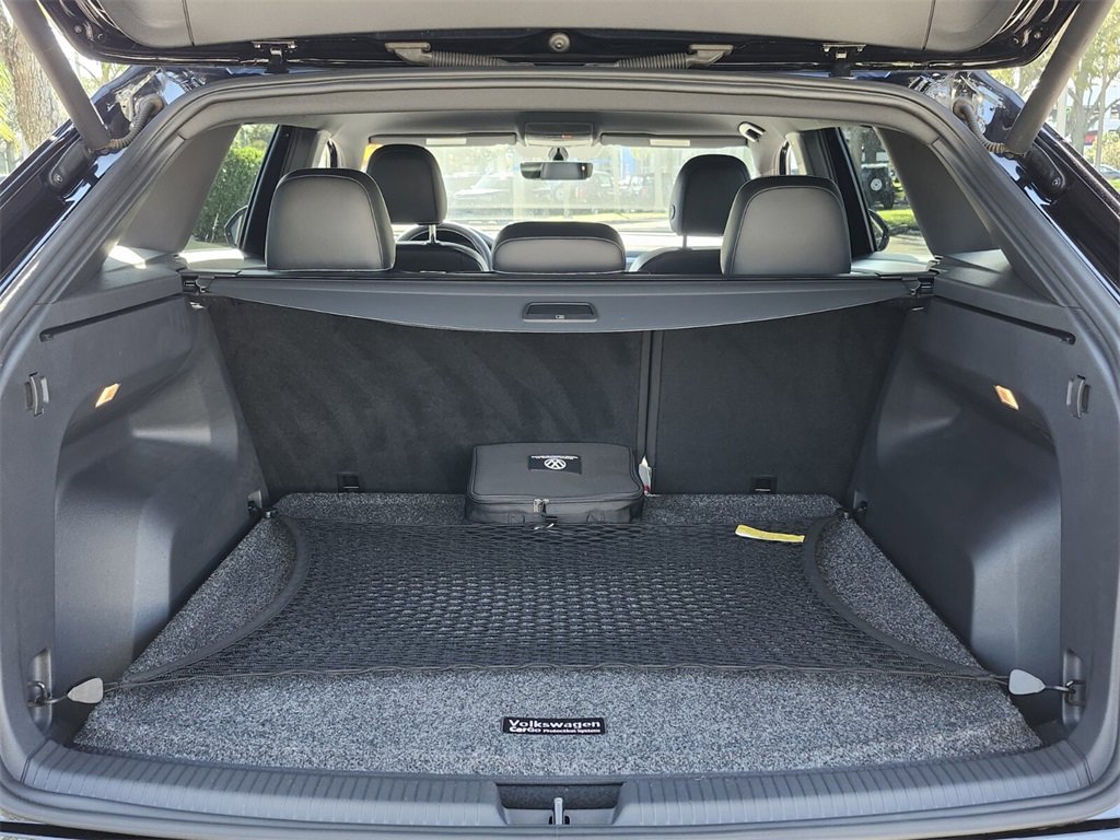 Used 2022 Volkswagen Atlas Cross Sport SE image 7