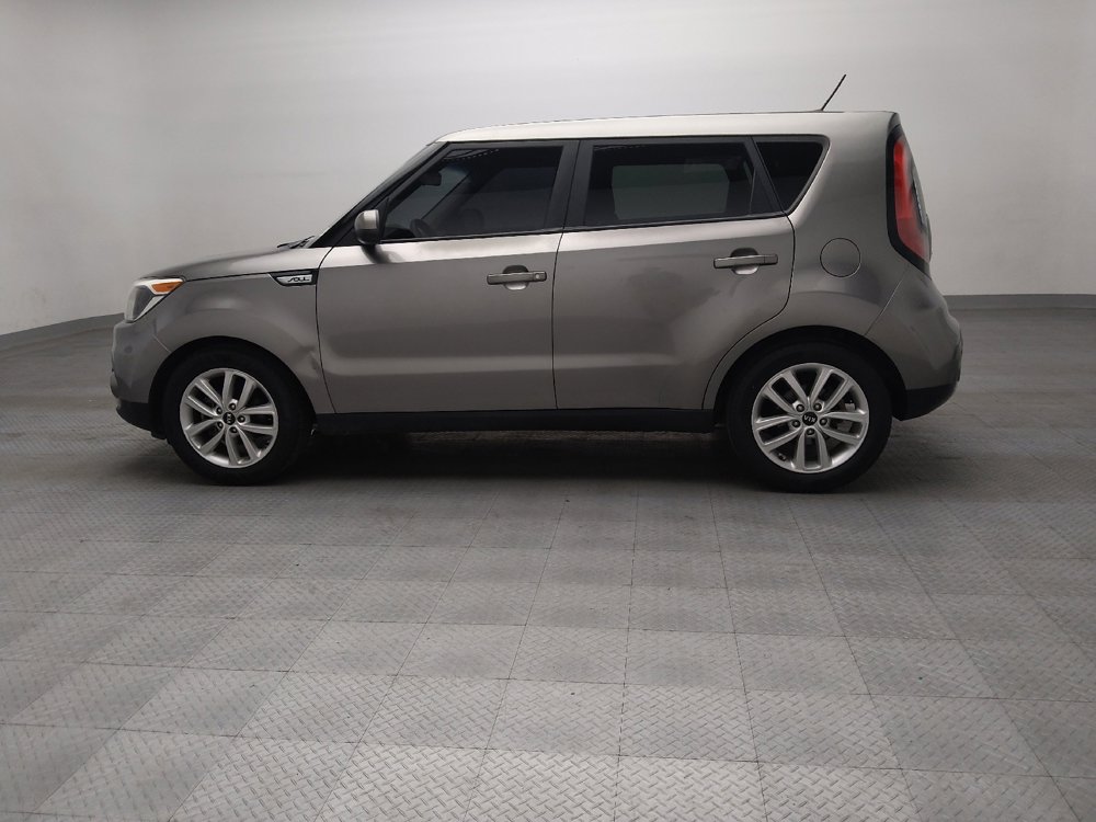 Used 2018 Kia Soul + FWD image 3