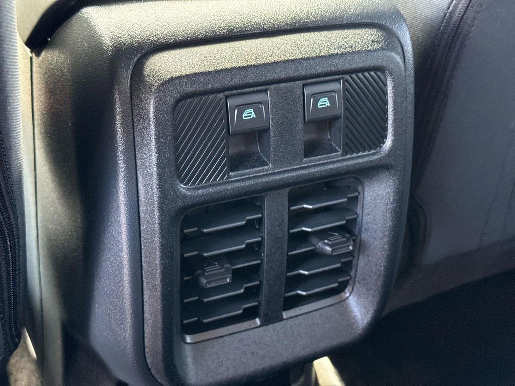 Used 2025 Ford Bronco Big Bend image 14