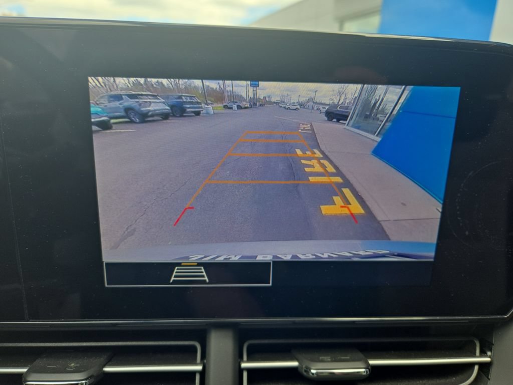 Certified 2024 Chevrolet Trax LS w/ LS Convenience Package FWD image 10