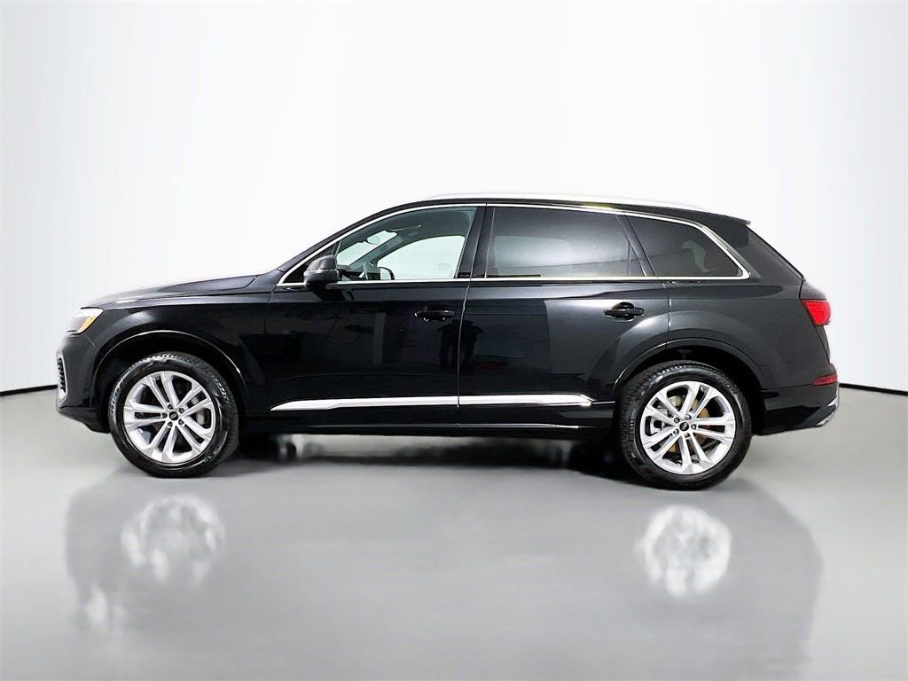 Used 2025 Audi Q7 3.0T Premium Plus AWD/4WD image 4