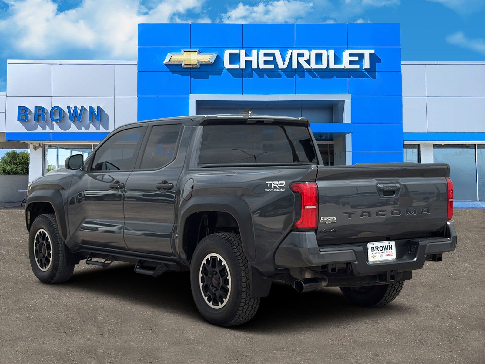 Used 2024 Toyota Tacoma TRD Off-Road AWD/4WD image 5