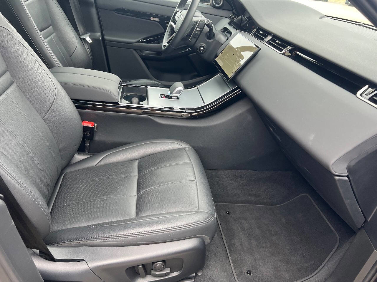 Used 2024 Land Rover Range Rover Evoque S image 22