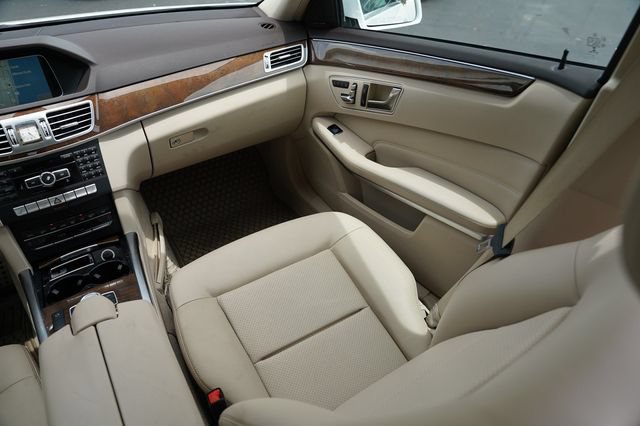 Used 2015 Mercedes-Benz E 350 4MATIC Wagon image 25