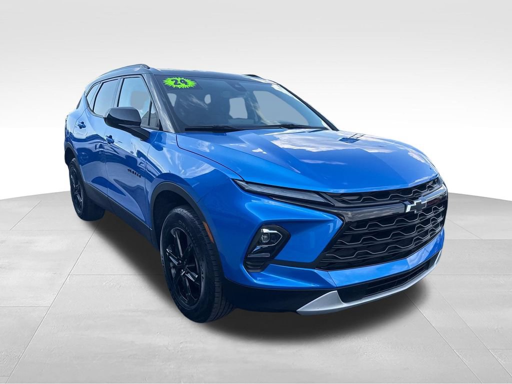 Used 2024 Chevrolet Blazer LT w/ Convenience Package FWD image 8