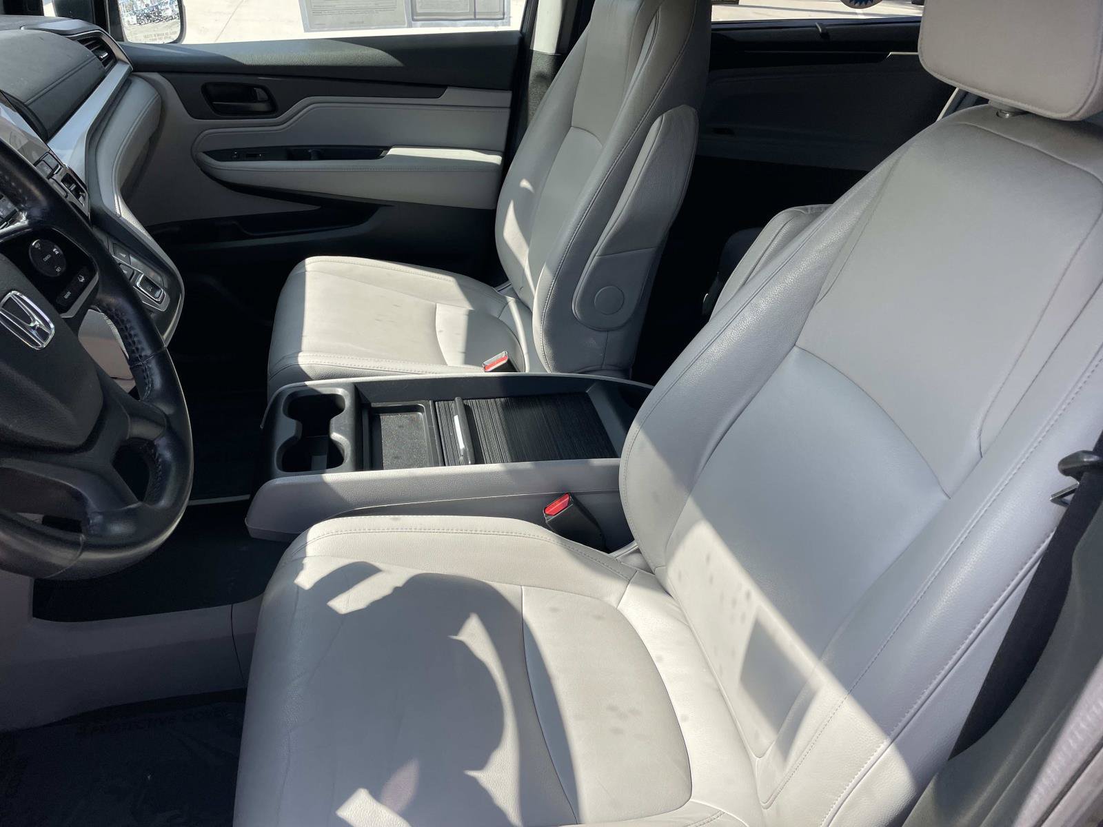 Used 2018 Honda Odyssey EX-L image 16