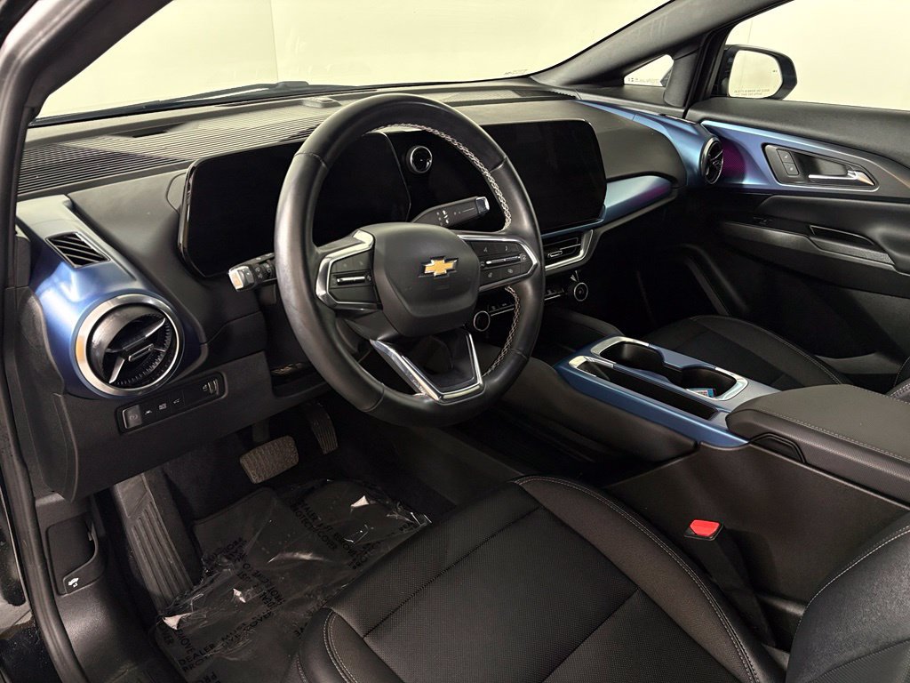 Used 2024 Chevrolet Equinox EV LT w/ LPO, Active Package FWD image 20