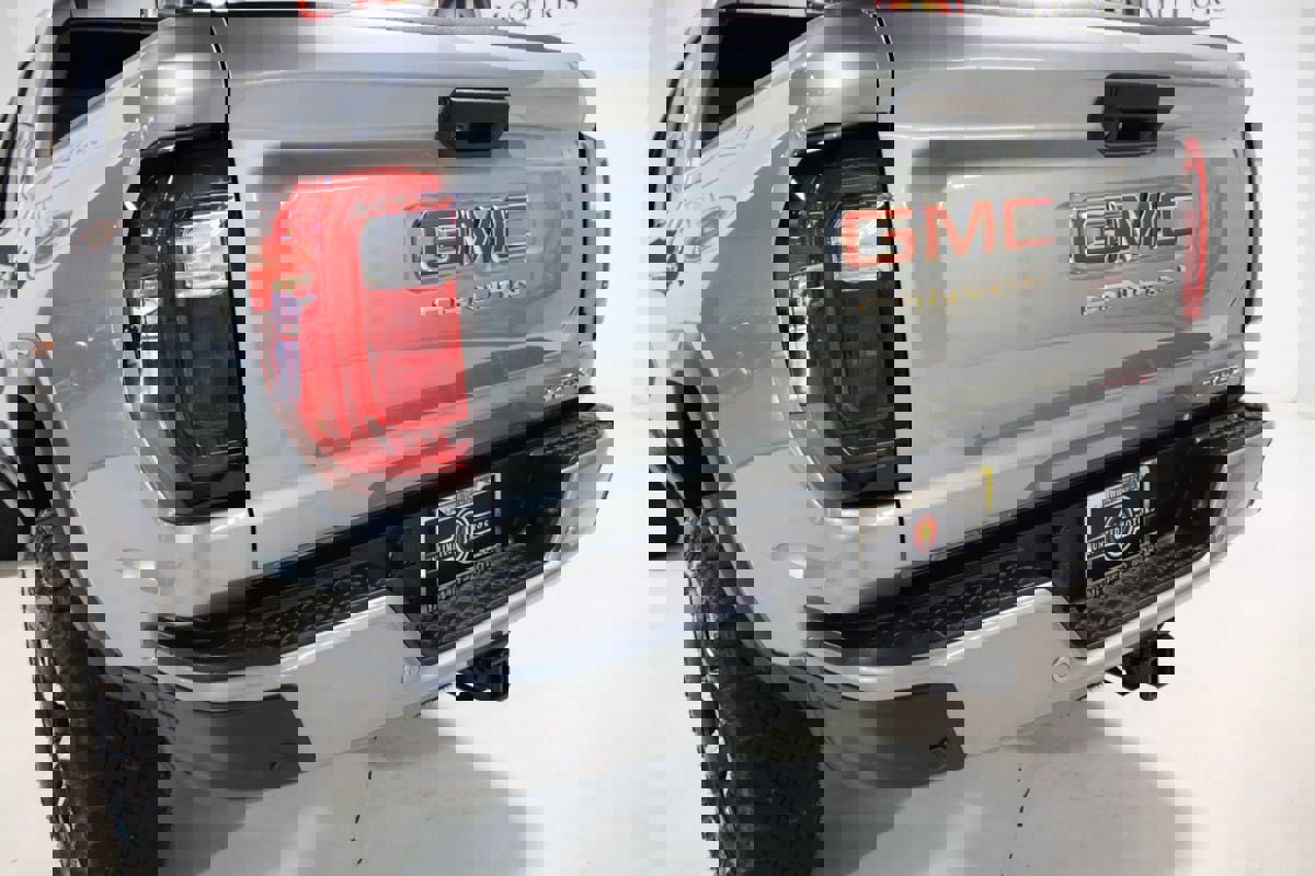 Used 2023 GMC Canyon AT4X image 60