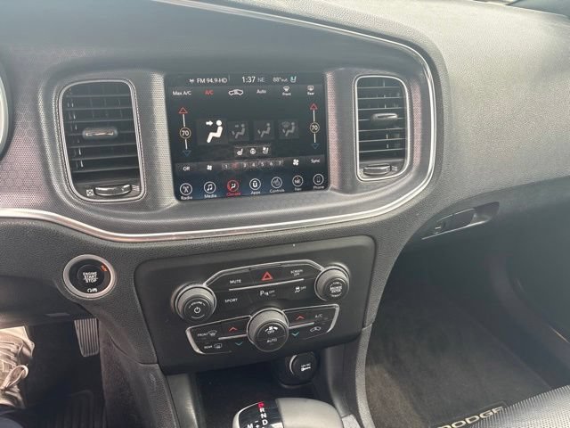 Used 2017 Dodge Charger R/T w/ Plus Group RWD image 22