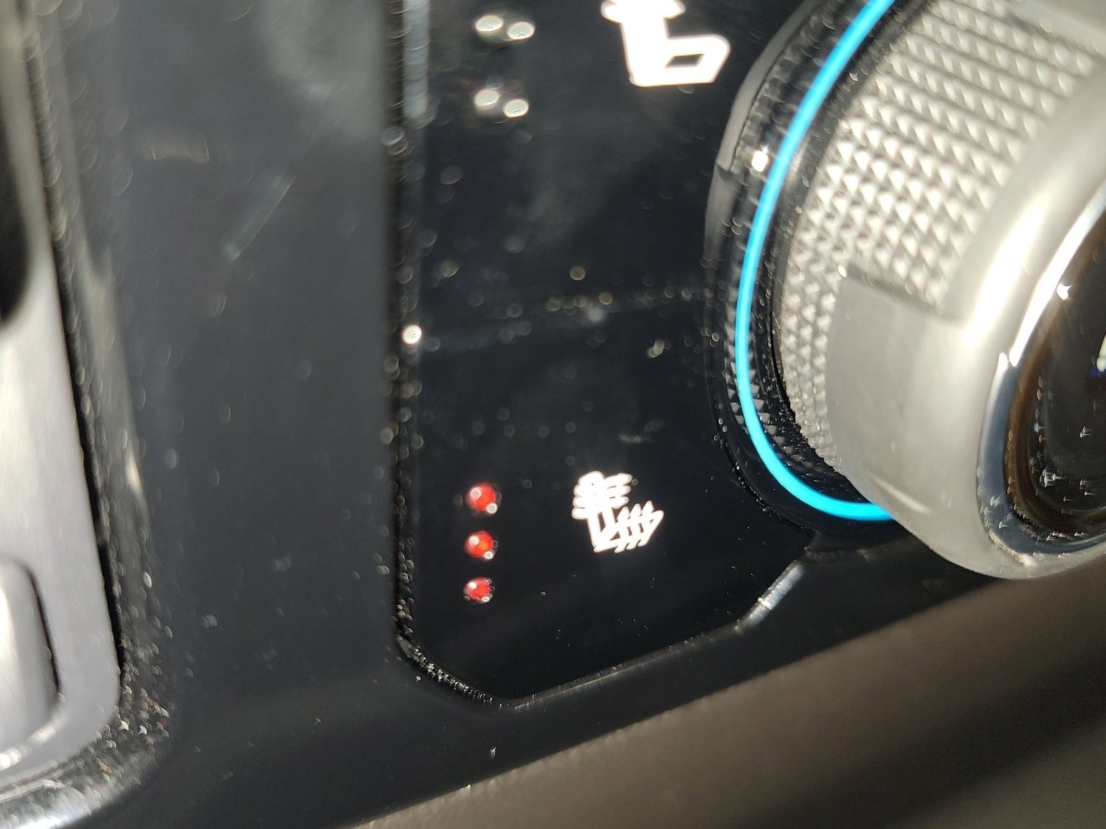 Used 2025 Chevrolet Silverado 1500 LT w/ Convenience Package II image 33