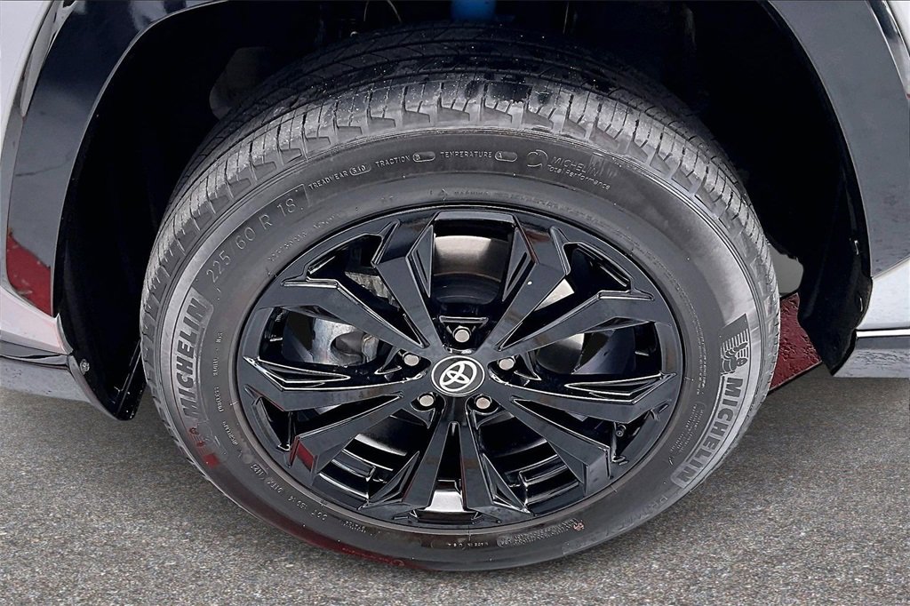 Used 2023 Toyota RAV4 XSE image 31