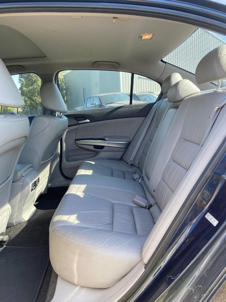 Used 2010 Honda Accord EX-L image 12