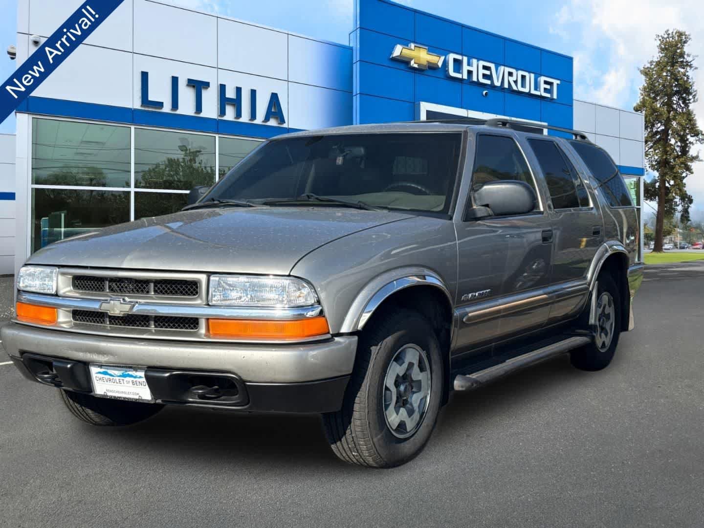 Used 2002 Chevrolet Blazer LS w/ Preferred Equipment Group AWD/4WD image 1
