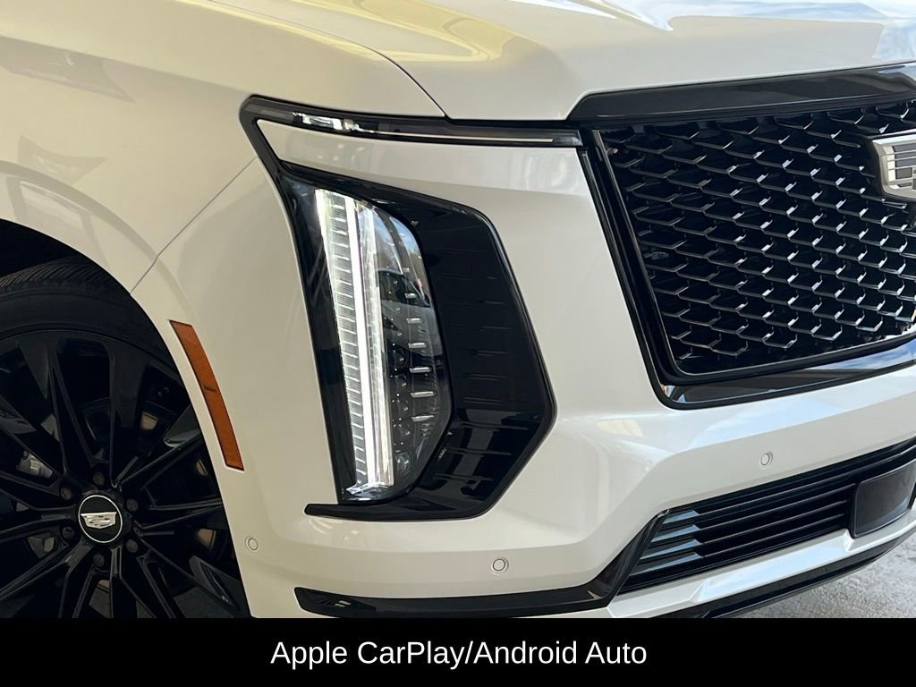 Used 2025 Cadillac Escalade Sport Platinum w/ LPO, ONYX Package image 38